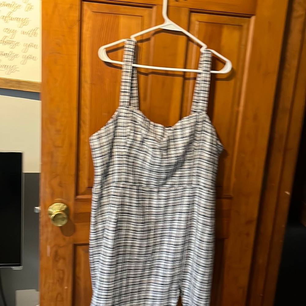 Very cute plaid navy white beige dress